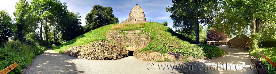 La Hougue Bie - panoramic