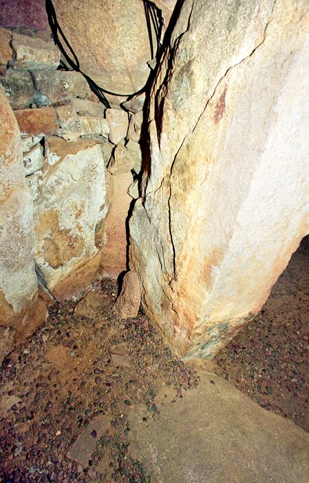 La Hougue Bie - interior