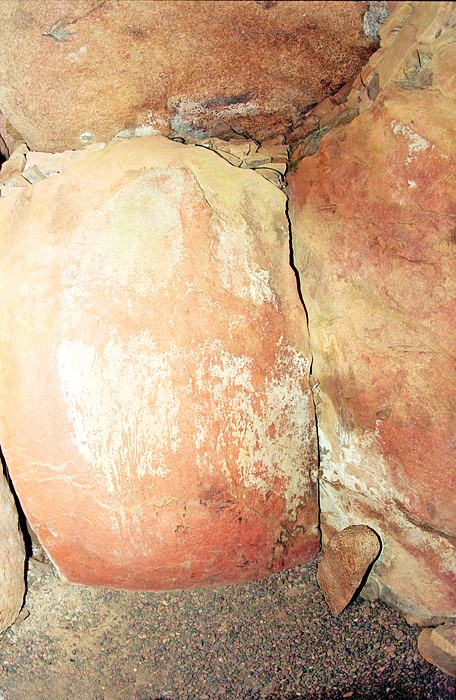 La Hougue Bie - interior